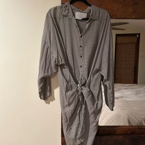 Acacia cover up only work once - Size L